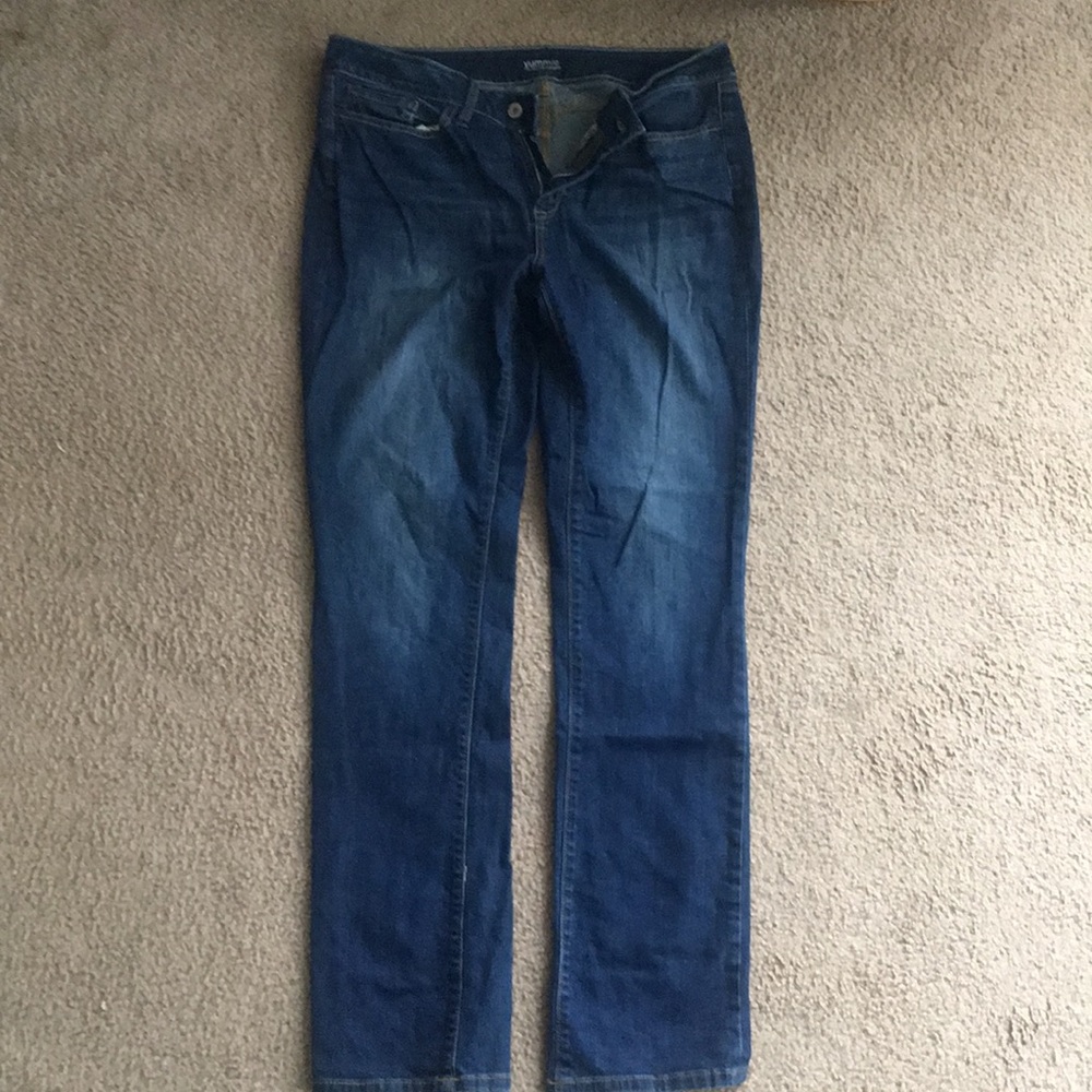EUC, straight leg Yummie Jeans
